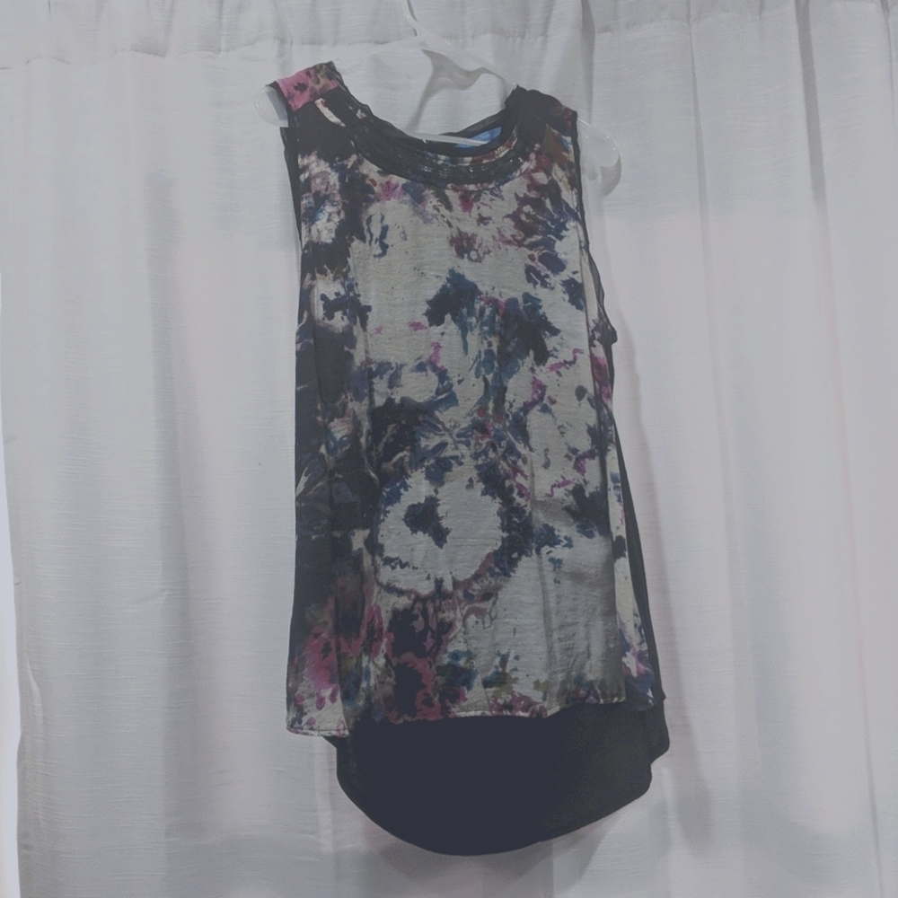 Simply Vera top